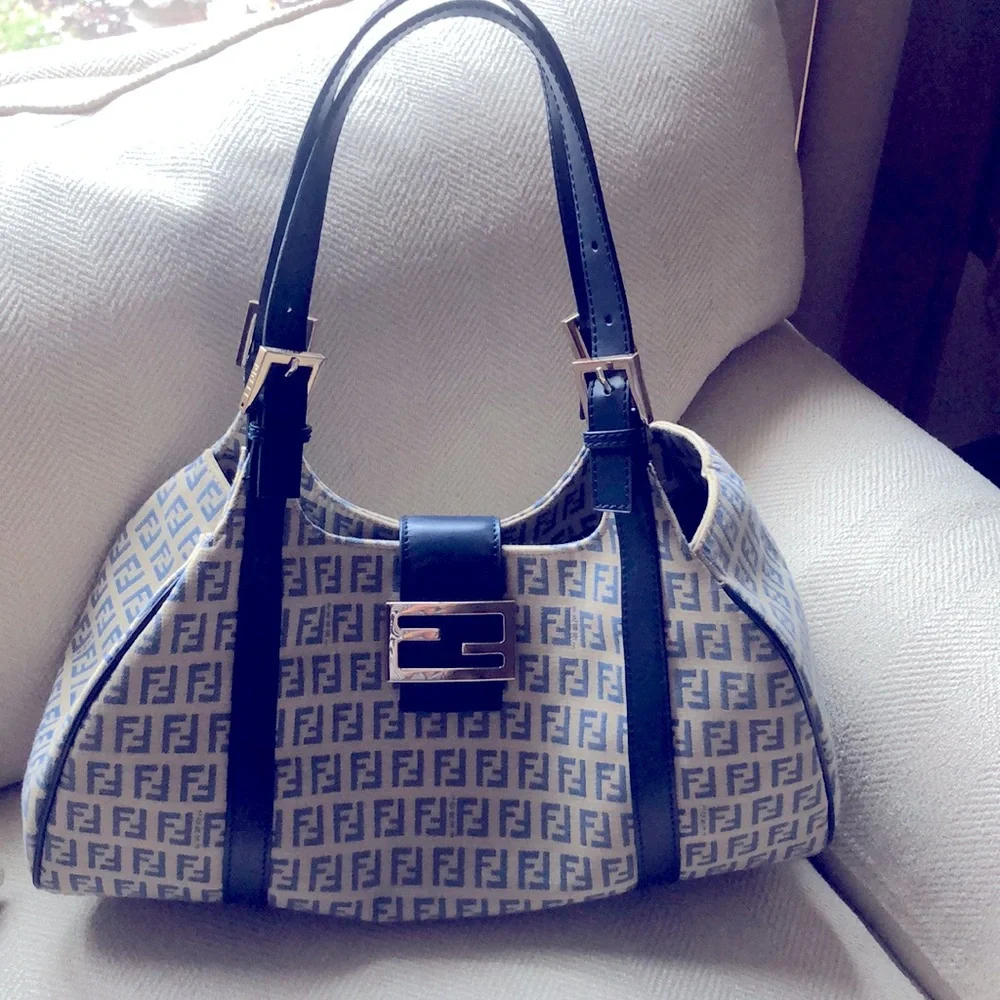 fendi - Picture 1 of 7